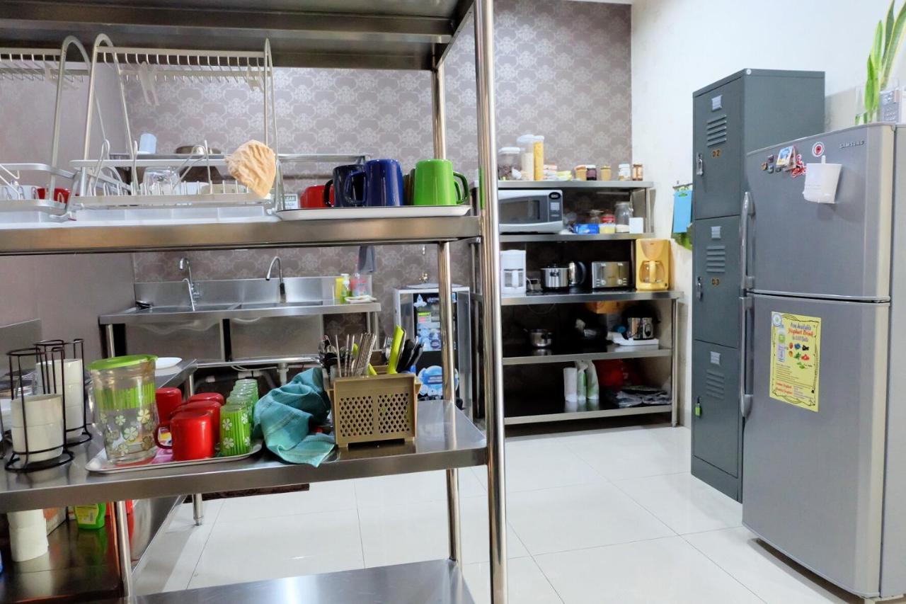 Homiestay Jakarta Eksteriør bilde